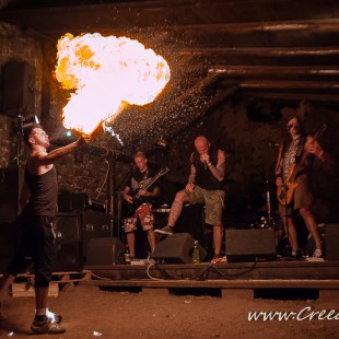 039 Benefičn&iacute; koncert na Trosk&aacute;ch 